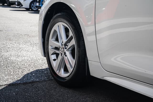 2020 Toyota Corolla Ascent Sport in White