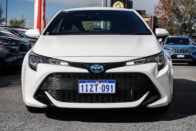 2020 Toyota Corolla Ascent Sport in White