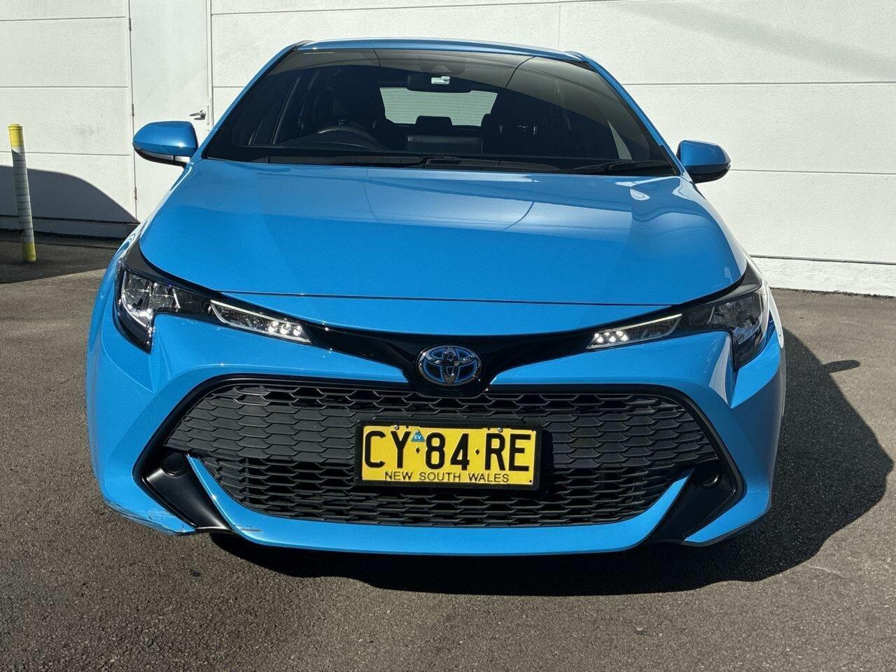 2020 Toyota Corolla Ascent Sport in Blue