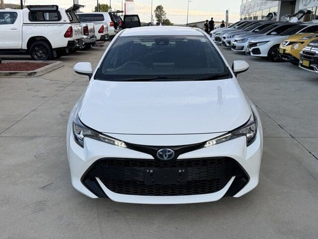 2022 Toyota Corolla Ascent Sport in White