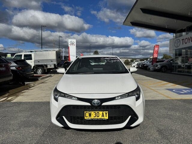 2019 Toyota Corolla Ascent Sport in White