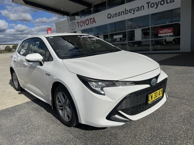 2019 Toyota Corolla Ascent Sport in White