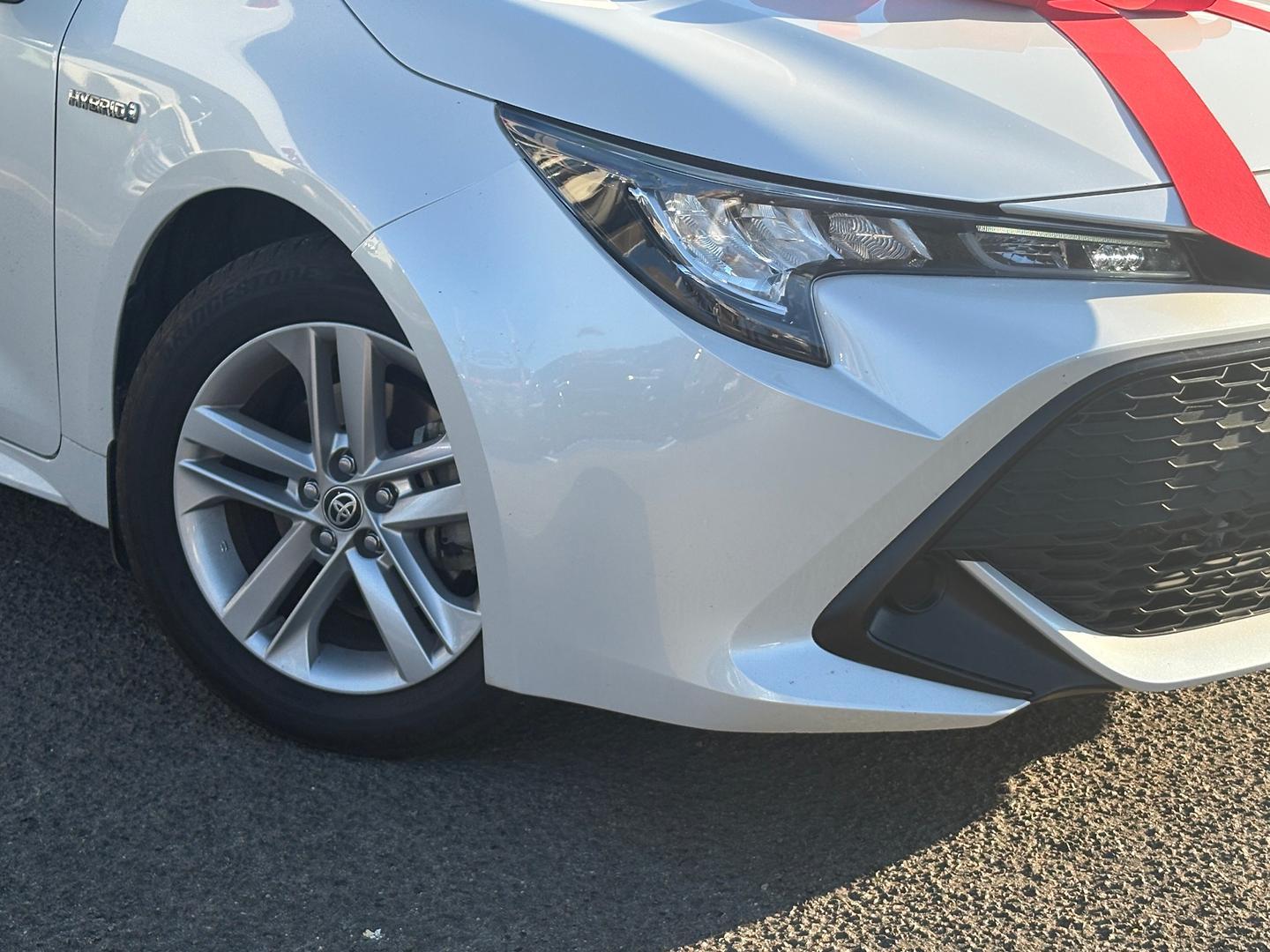 2022 Toyota Corolla Ascent Sport in White