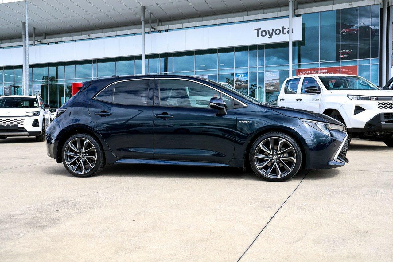 2022 Toyota Corolla ZR in Black