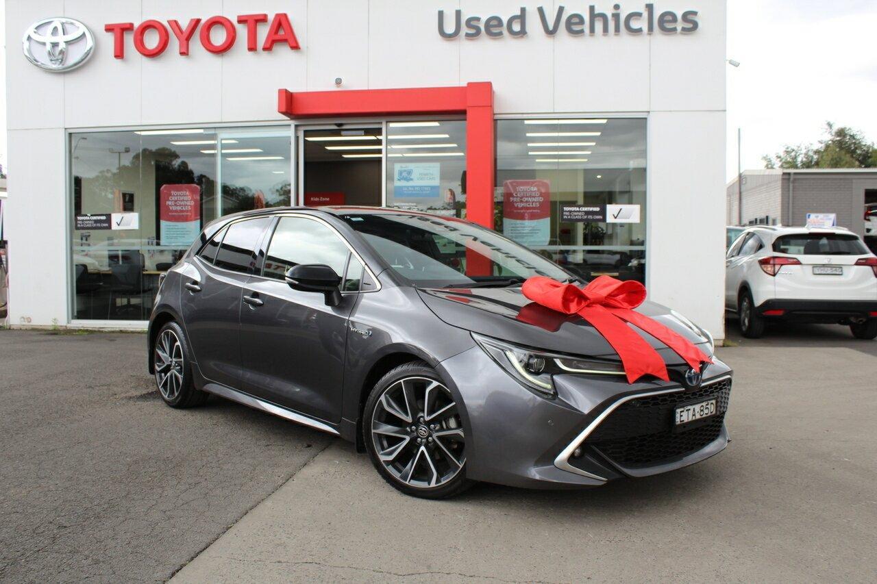 2022 Toyota Corolla ZR in Two Tone Black