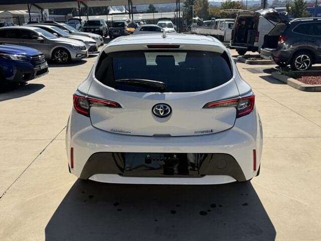 2022 Toyota Corolla Ascent Sport in White