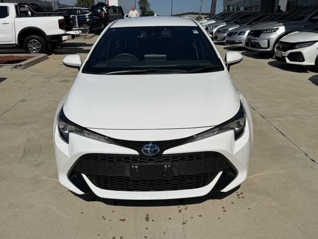 2022 Toyota Corolla Ascent Sport in White