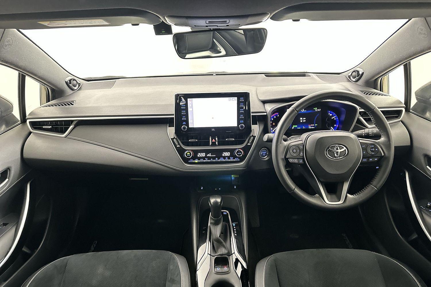2019 Toyota Corolla ZR in Brown