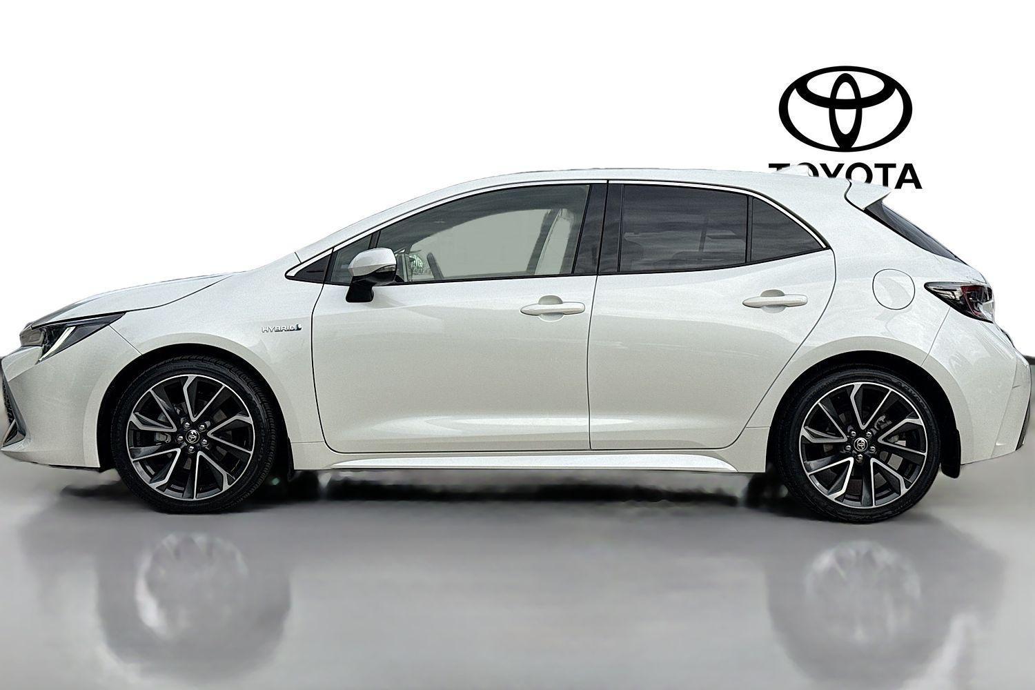 2019 Toyota Corolla ZR in White