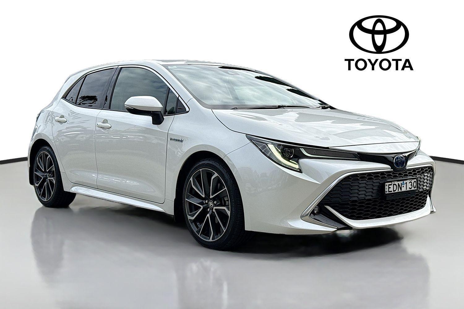 2019 Toyota Corolla ZR in White