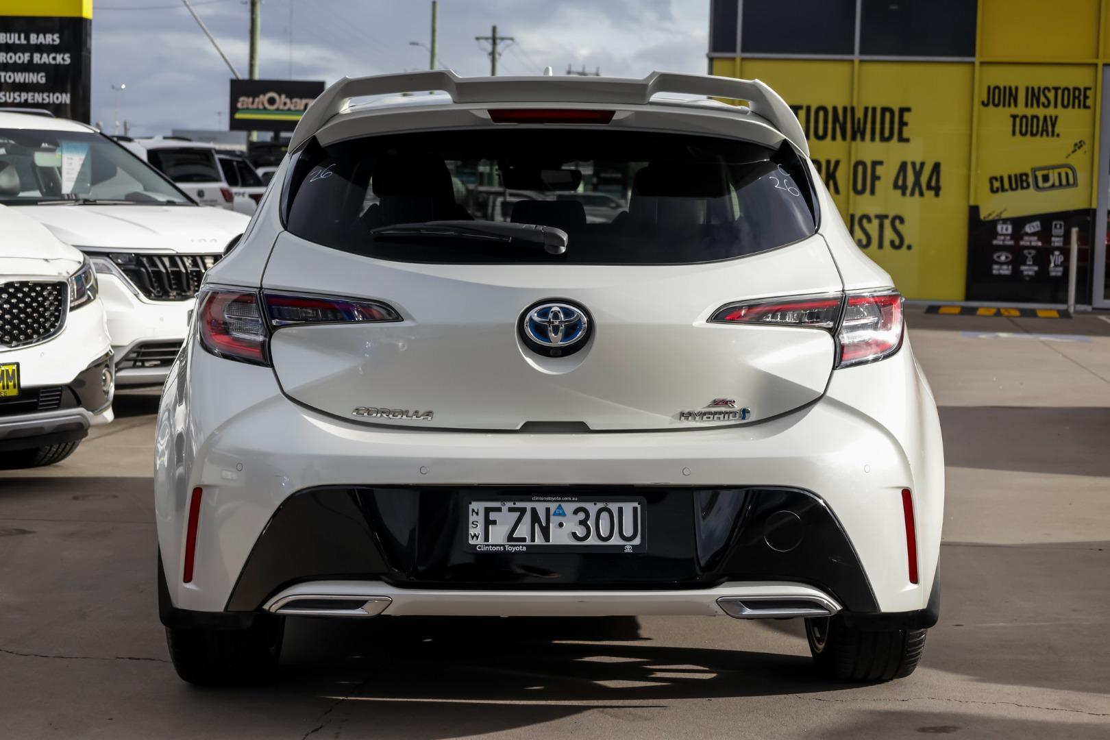 2019 Toyota Corolla ZR in White