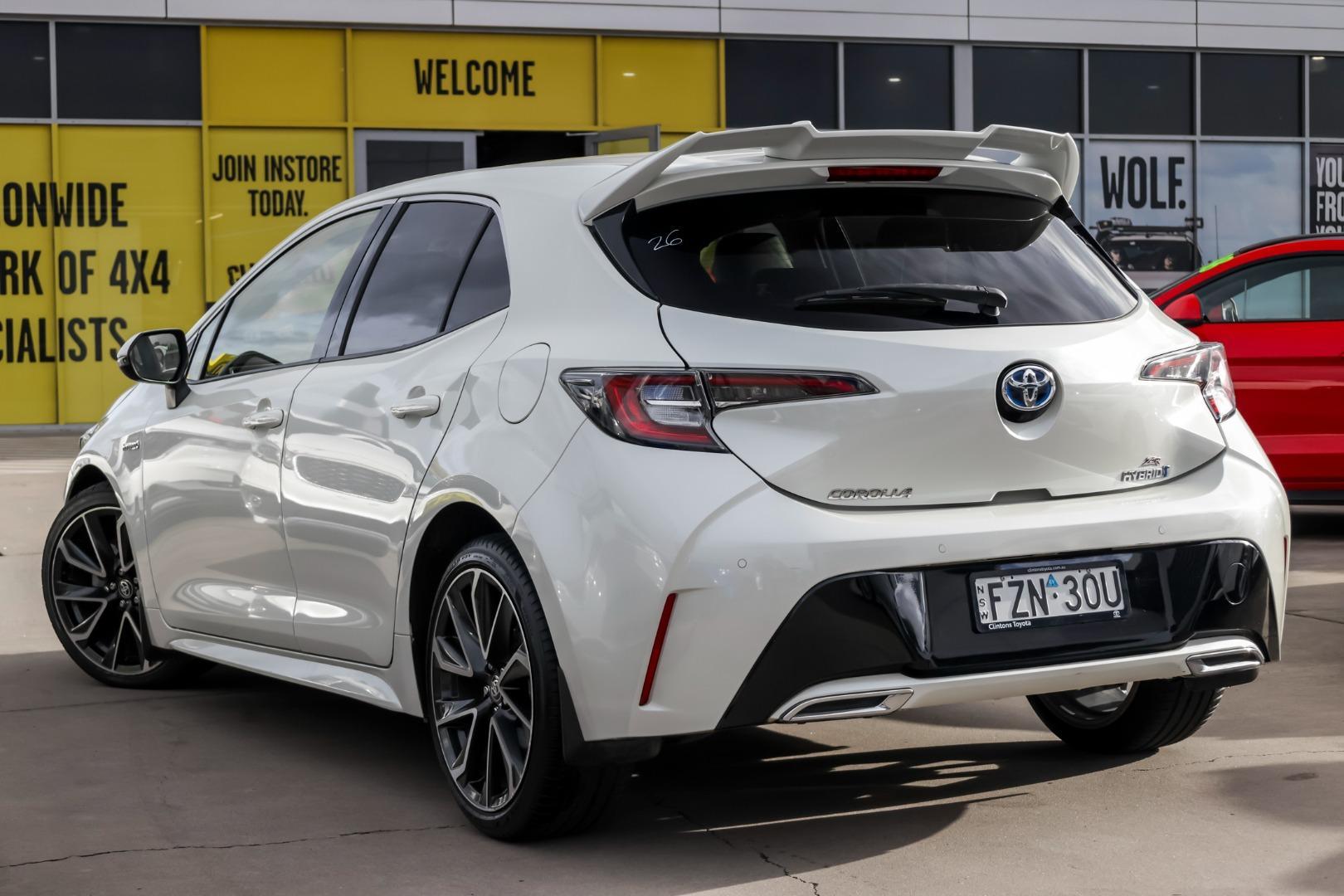 2019 Toyota Corolla ZR in White