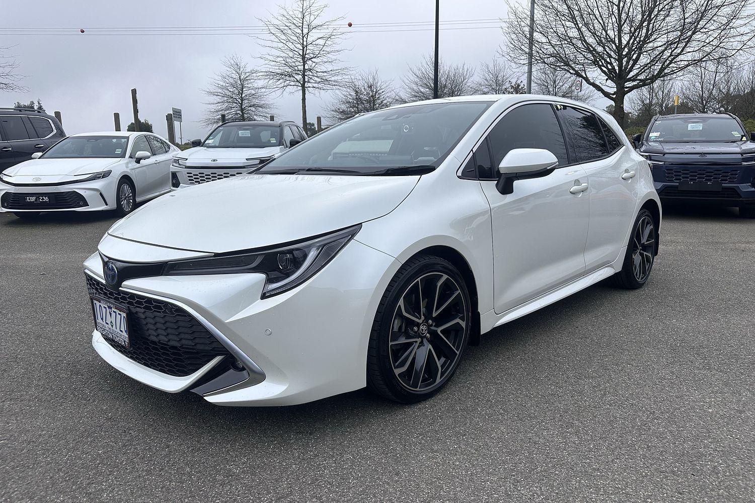 2019 Toyota Corolla ZR in White