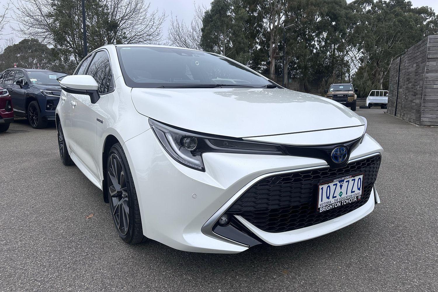 2019 Toyota Corolla ZR in White