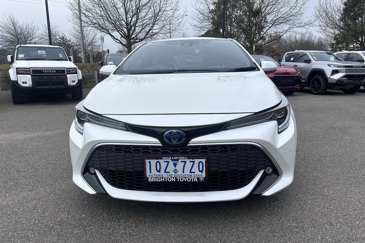 2019 Toyota Corolla ZR in White