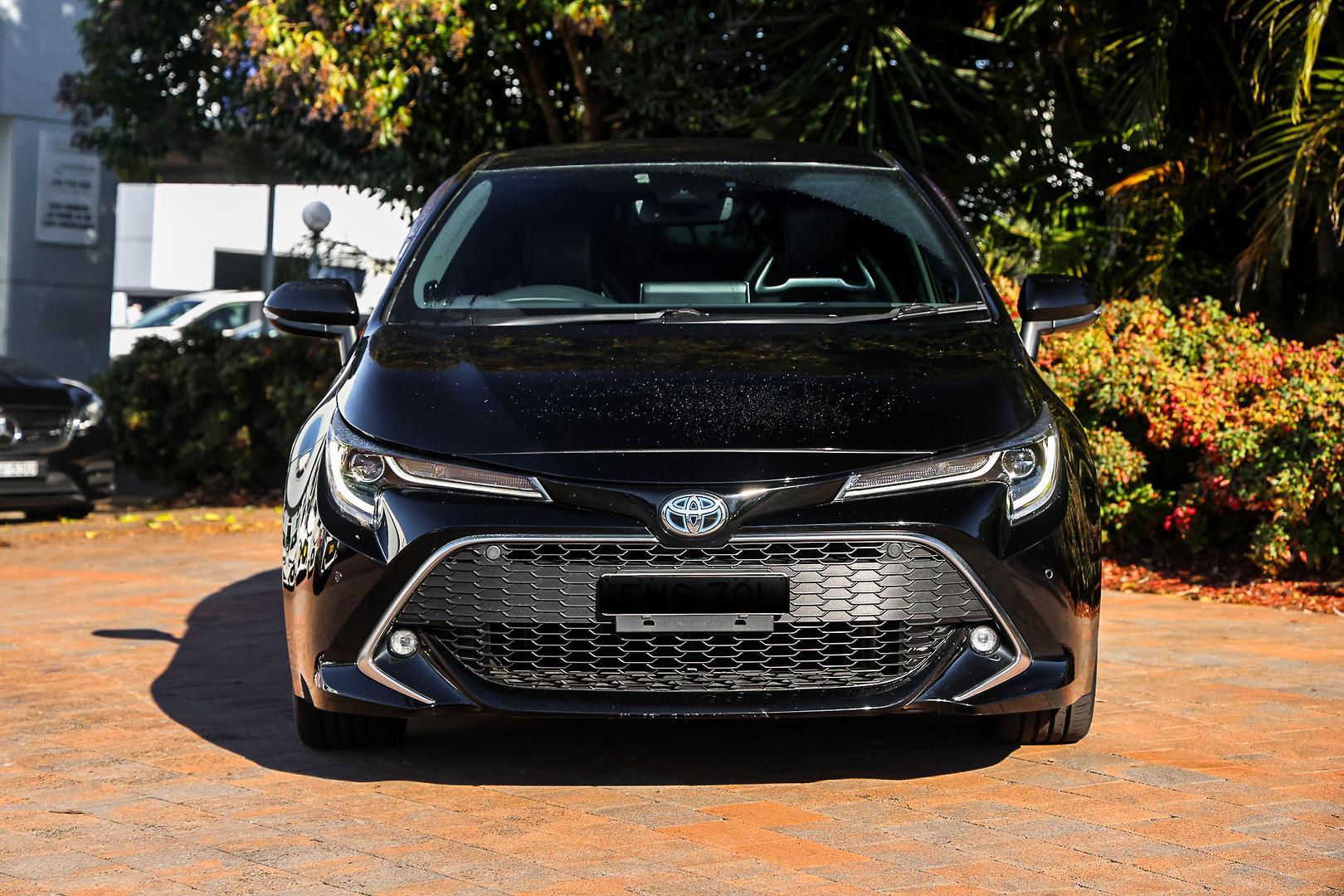 2020 Toyota Corolla ZR in Black