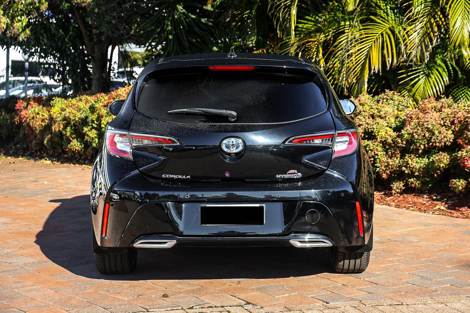2020 Toyota Corolla ZR in Black