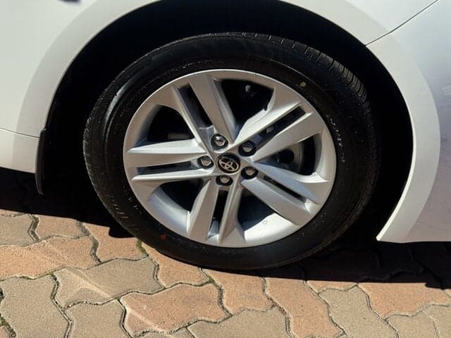 2020 Toyota Corolla Ascent Sport in White