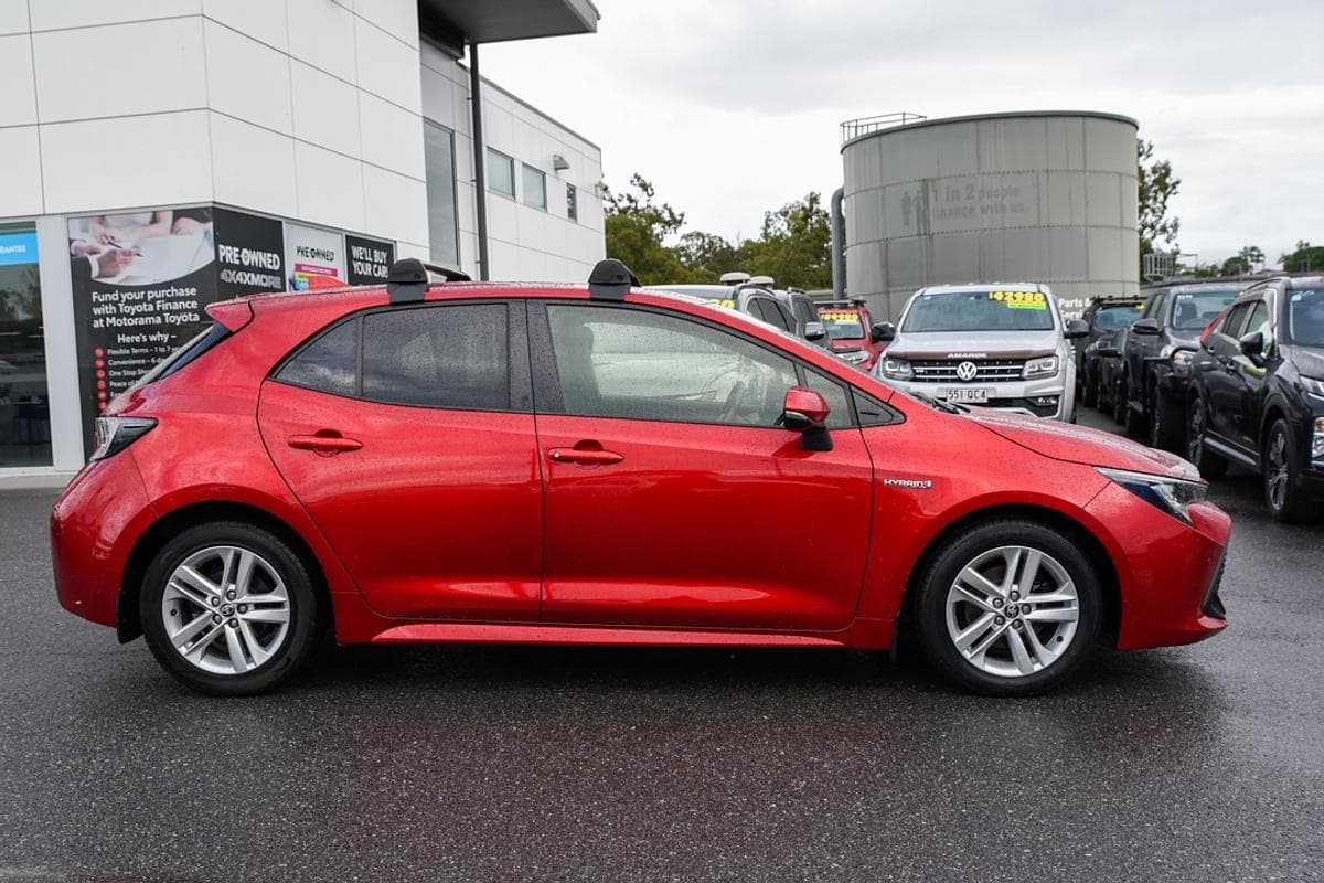 2022 Toyota Corolla SX in Red