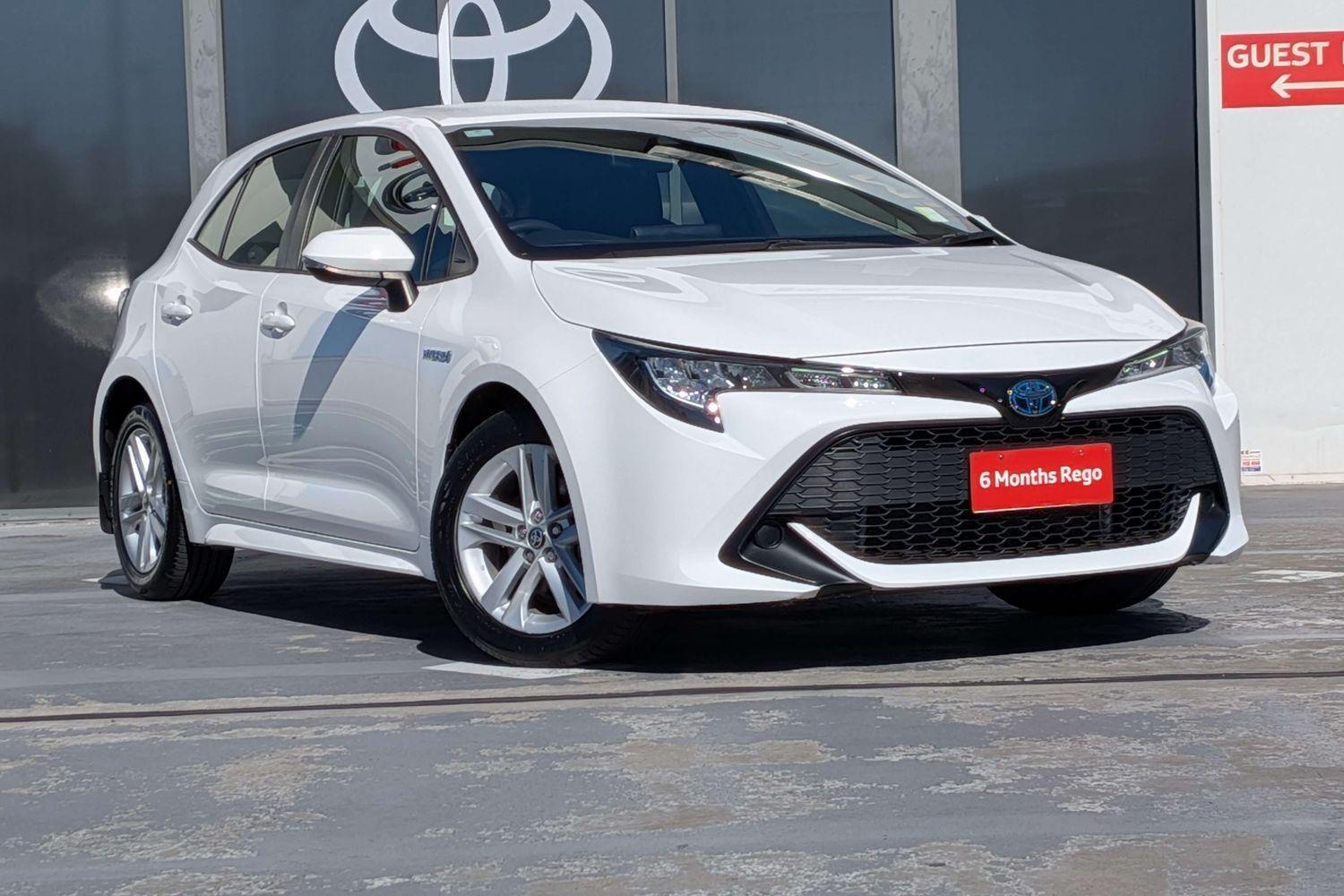 2019 Toyota Corolla Ascent Sport in White