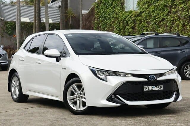 2020 Toyota Corolla SX in White
