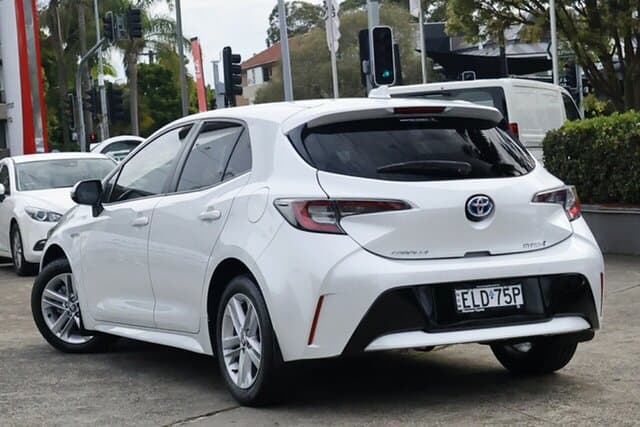 2020 Toyota Corolla SX in White