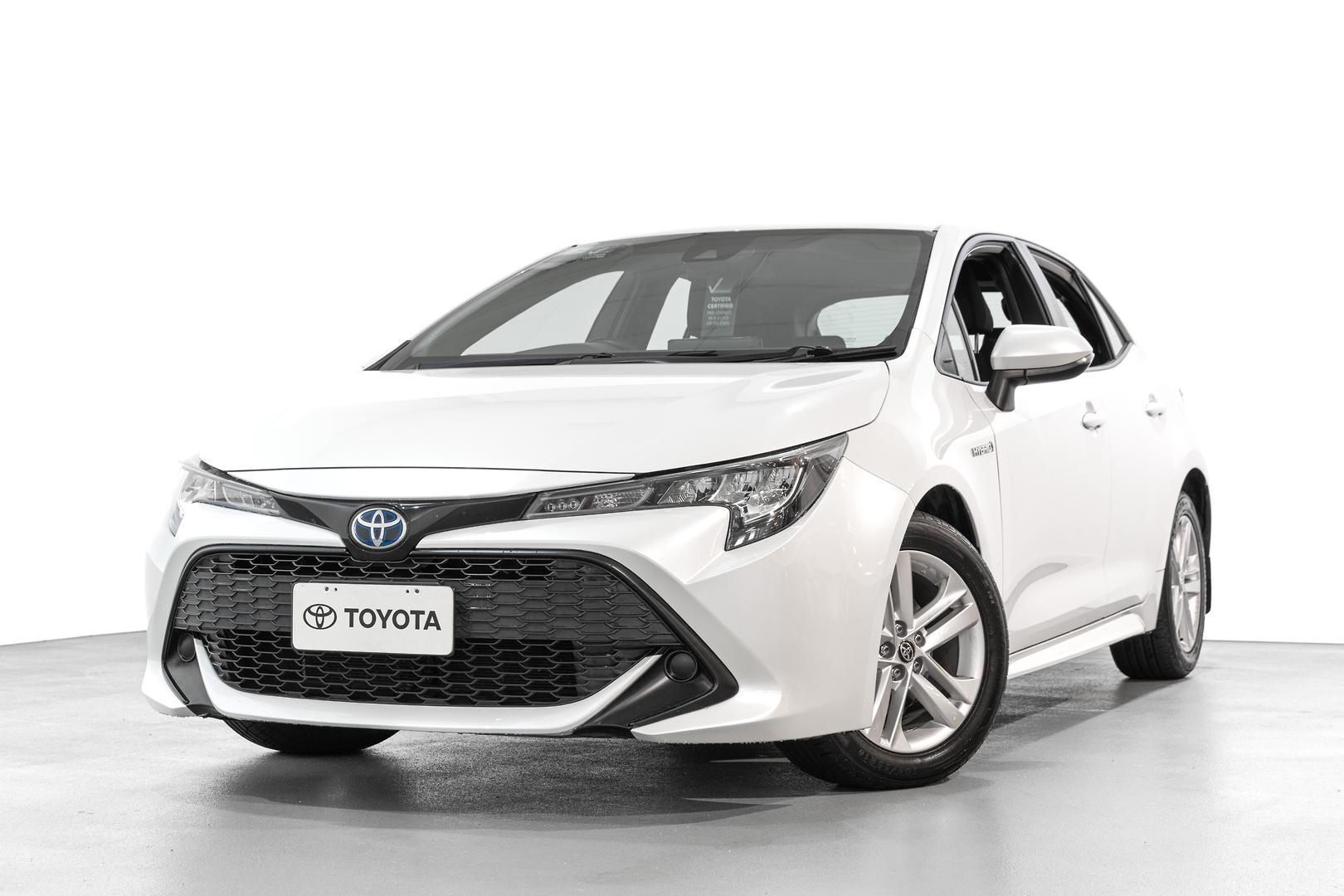2021 Toyota Corolla Ascent Sport in White