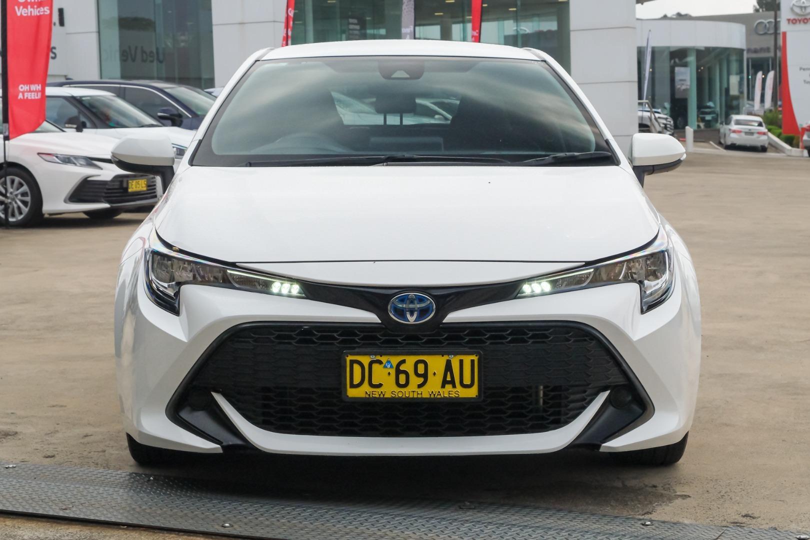2021 Toyota Corolla Ascent Sport in White
