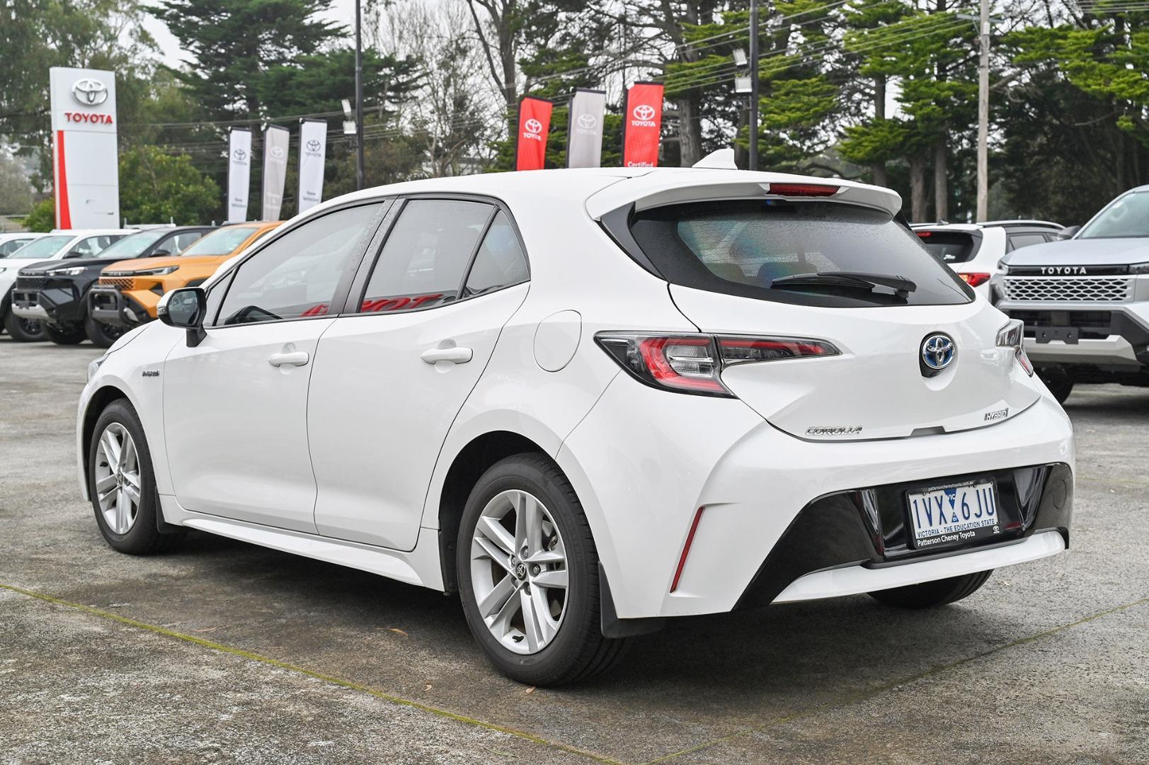 2022 Toyota Corolla Ascent Sport in White