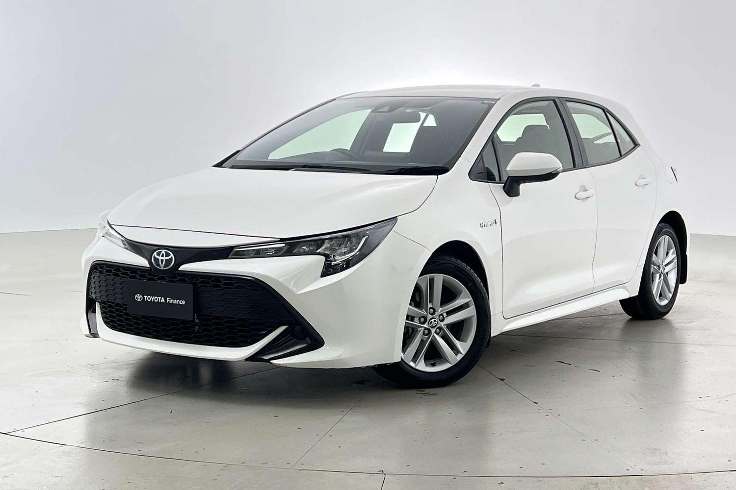 2022 Toyota Corolla Ascent Sport in White