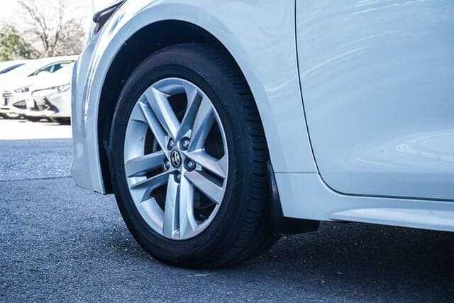 2020 Toyota Corolla Ascent Sport in White