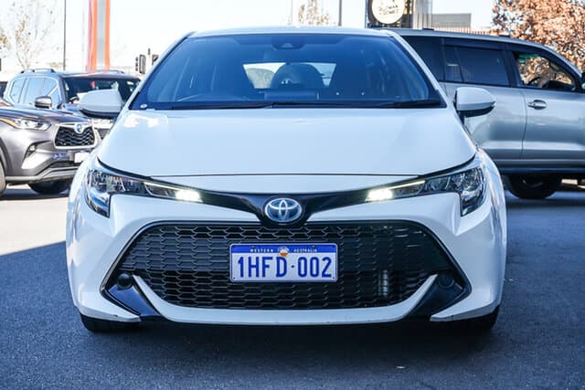2020 Toyota Corolla Ascent Sport in White