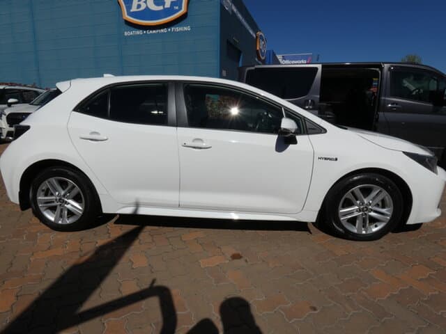 2022 Toyota Corolla Ascent Sport in White