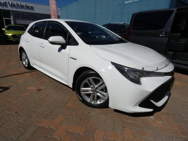 2022 Toyota Corolla Ascent Sport in White