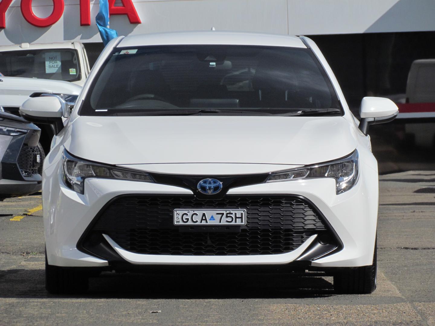 2022 Toyota Corolla Ascent Sport in White