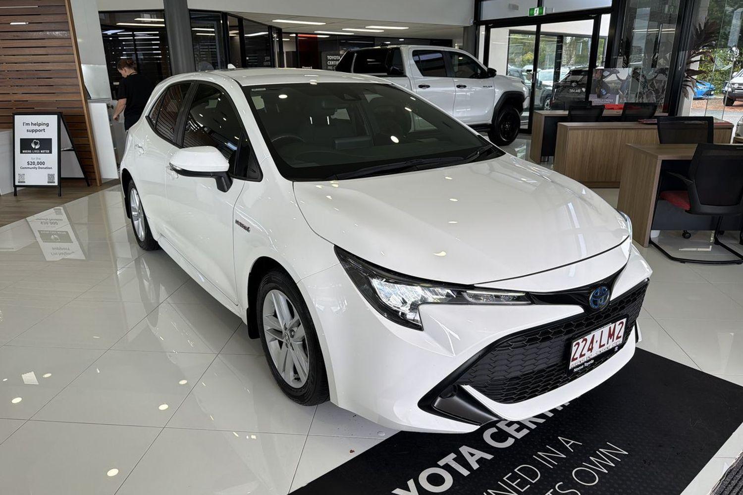 2019 Toyota Corolla Ascent Sport in White