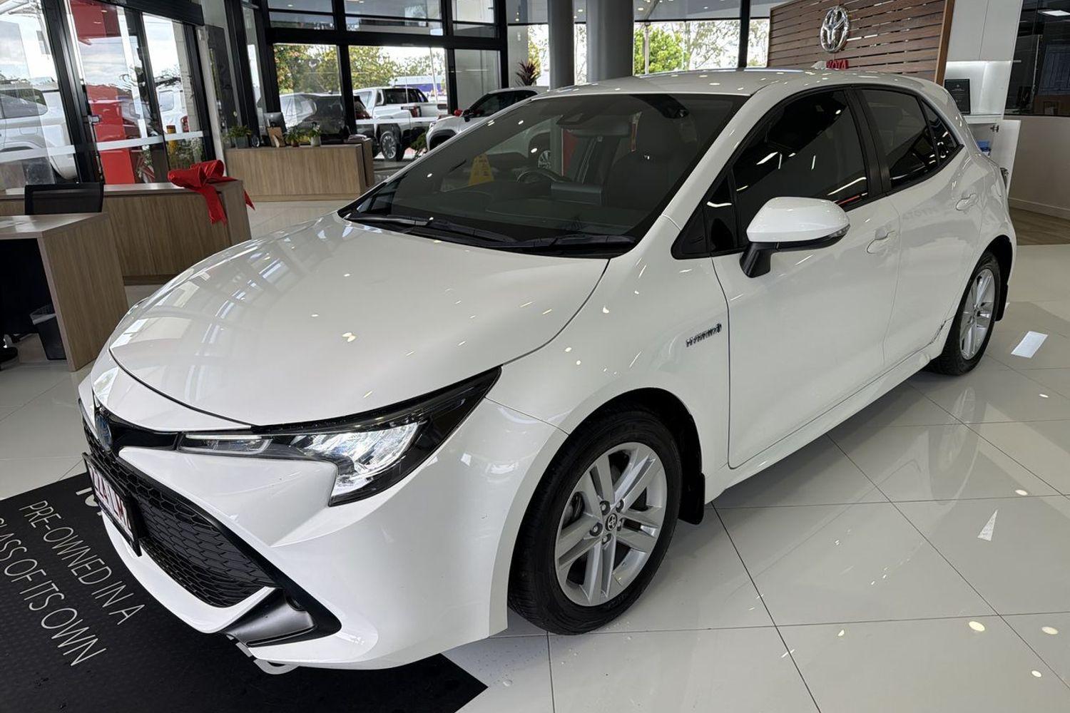 2019 Toyota Corolla Ascent Sport in White