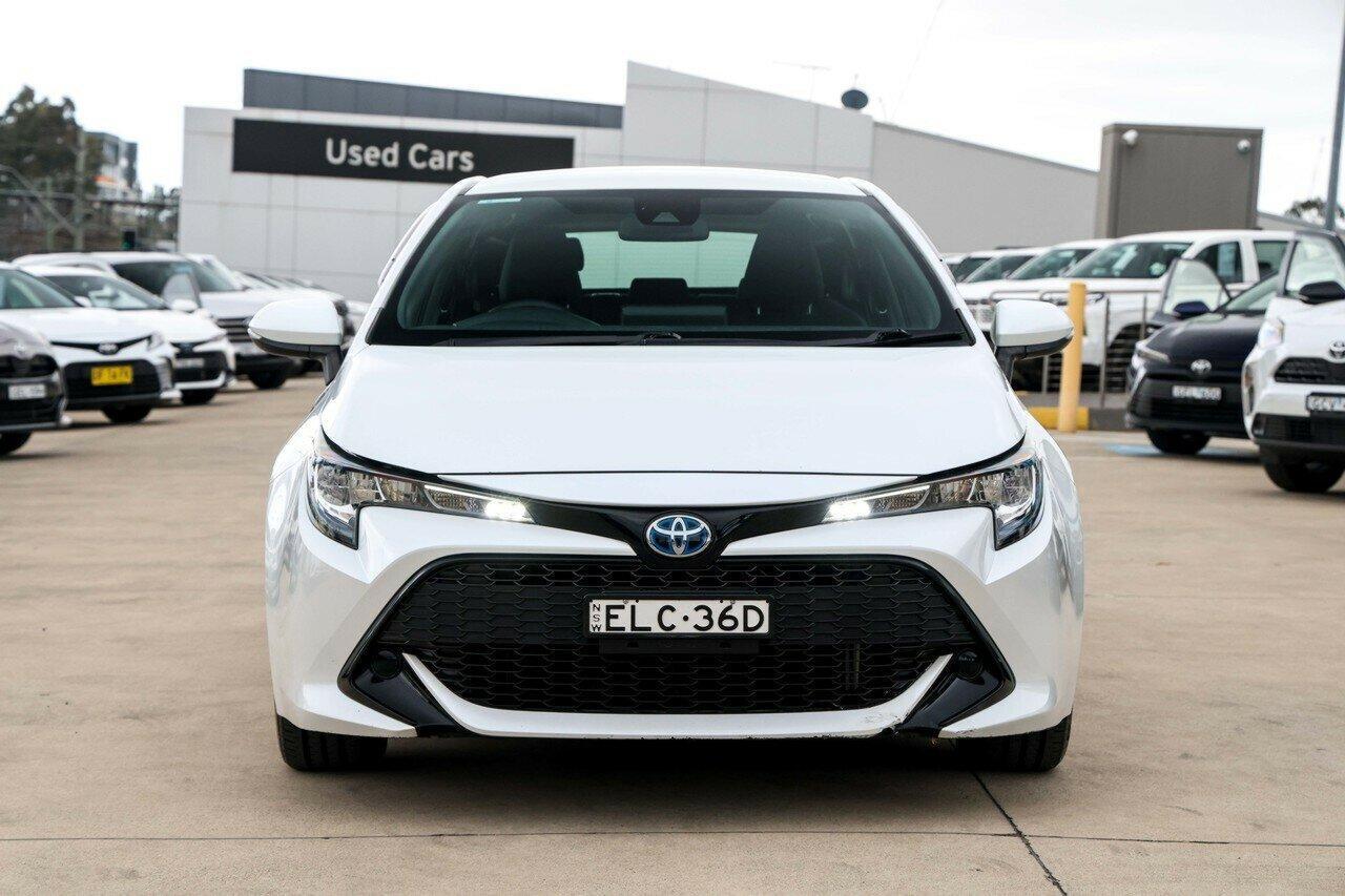 2020 Toyota Corolla Ascent Sport in White
