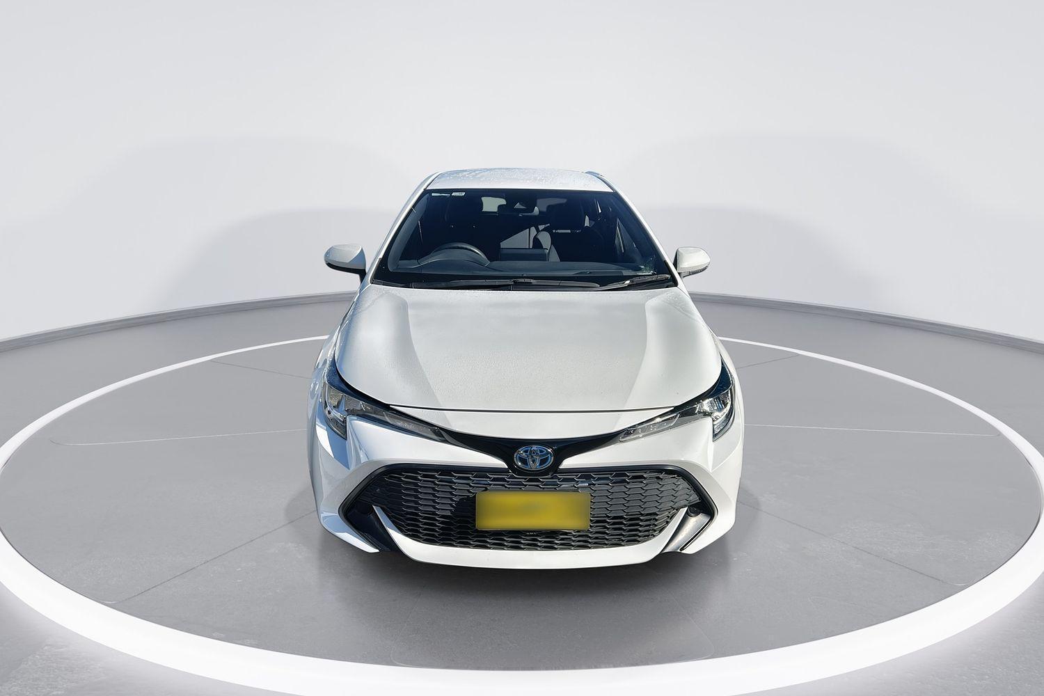 2021 Toyota Corolla Ascent Sport in White