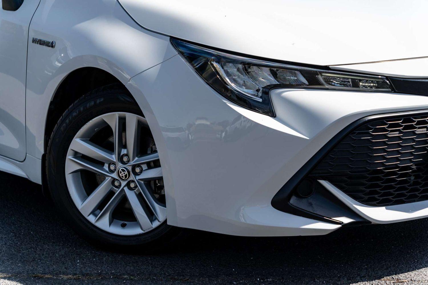 2022 Toyota Corolla Ascent Sport in White