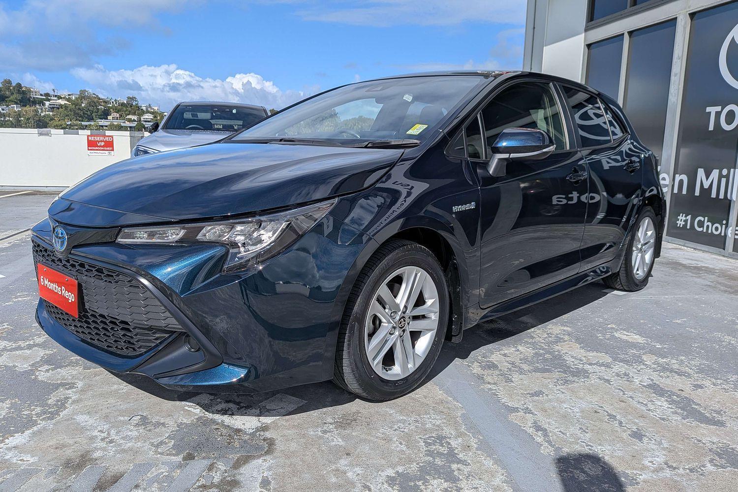 2020 Toyota Corolla Ascent Sport in Black