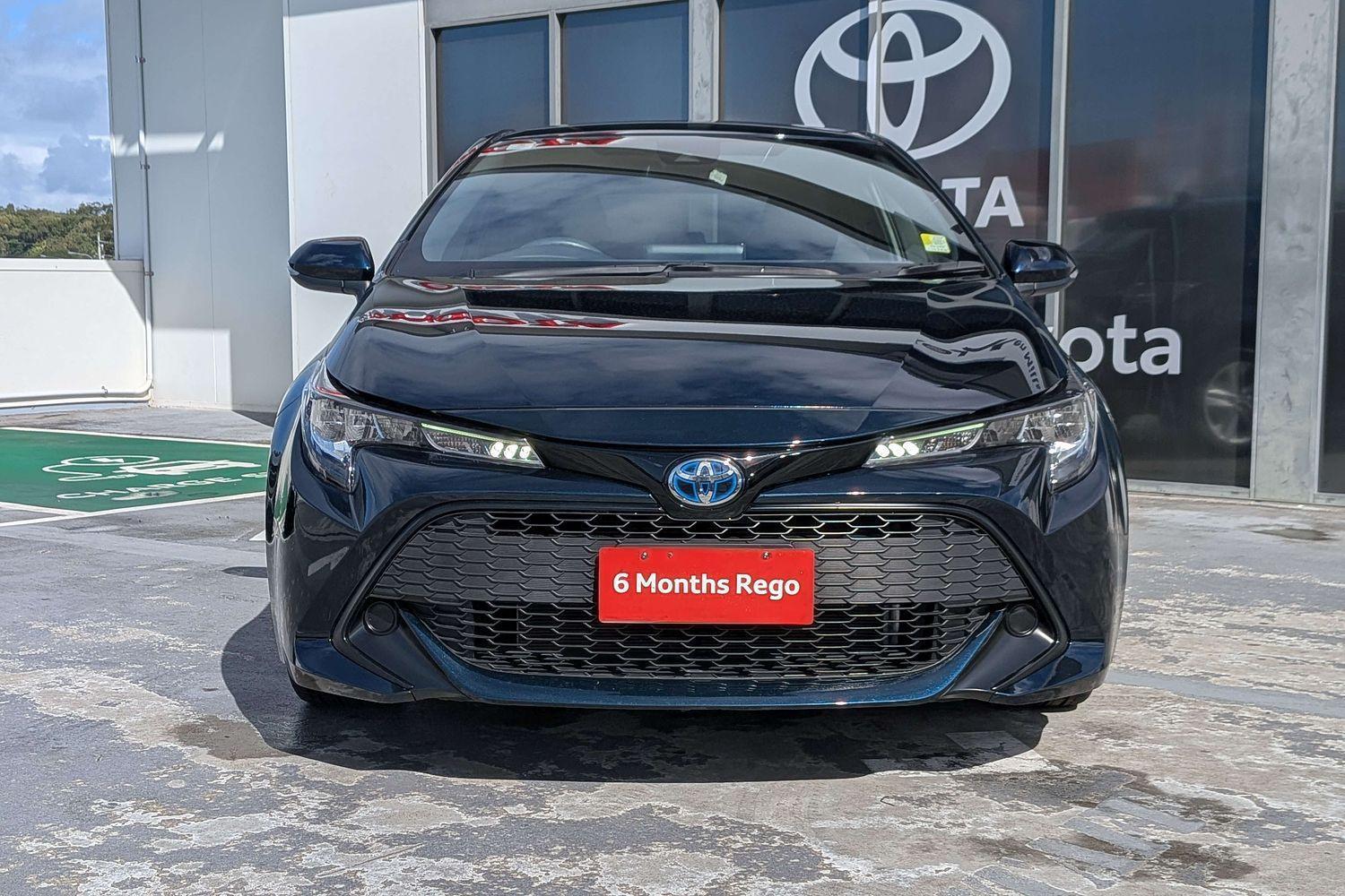 2020 Toyota Corolla Ascent Sport in Black