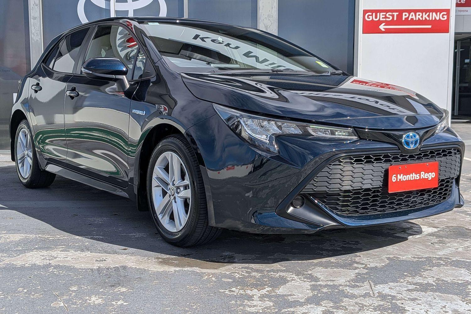 2020 Toyota Corolla Ascent Sport in Black