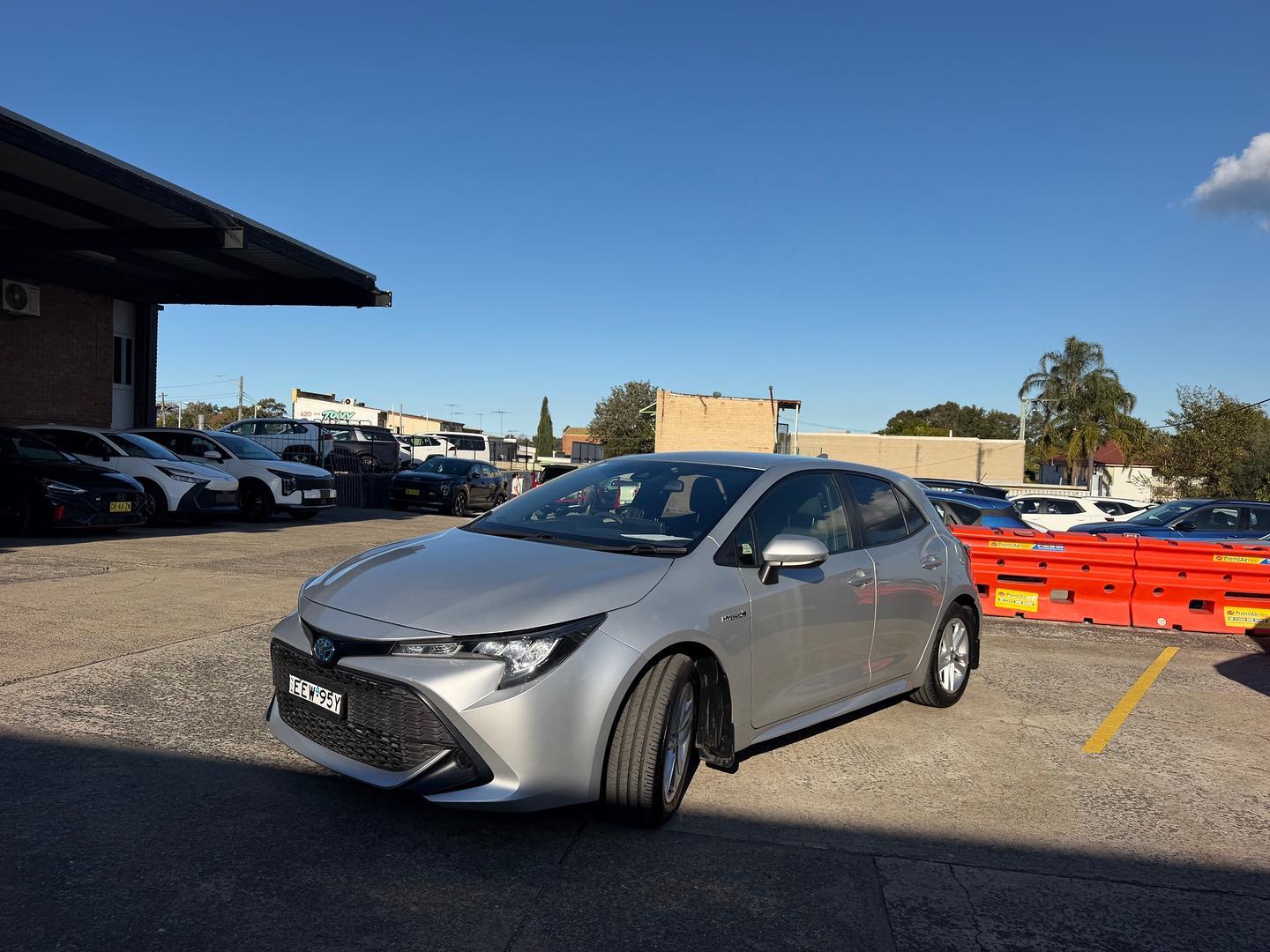 2018 Toyota Corolla Ascent Sport in Silver