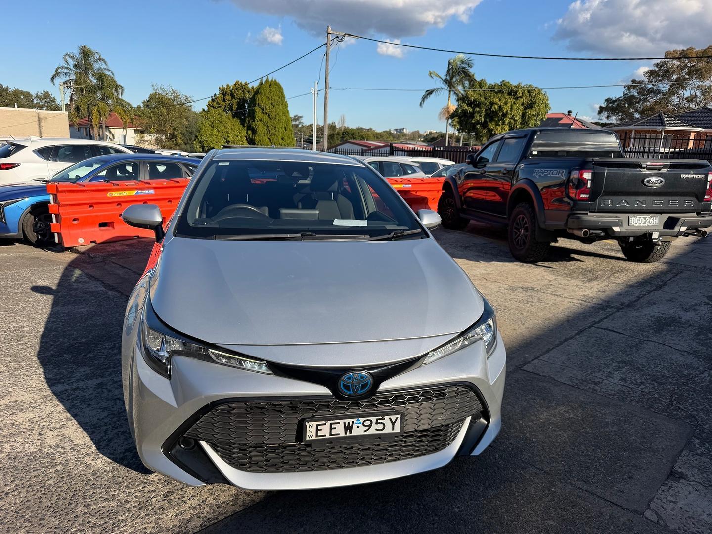 2018 Toyota Corolla Ascent Sport in Silver