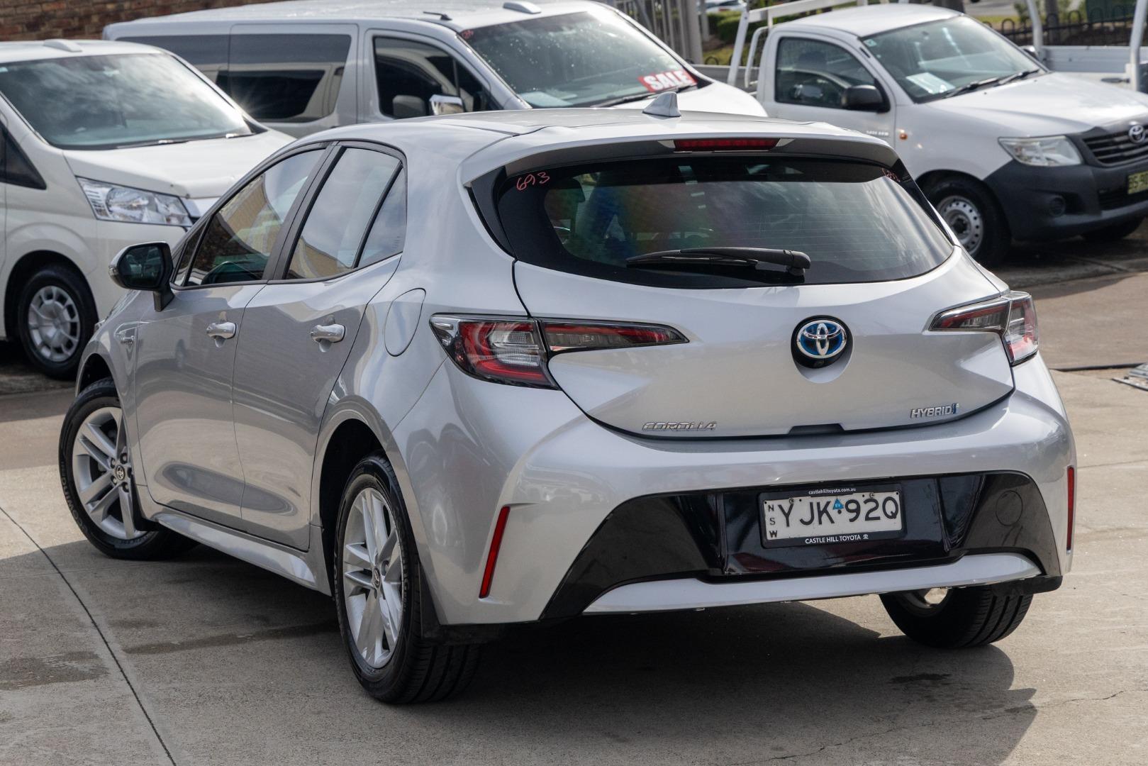 2019 Toyota Corolla Ascent Sport in Silver