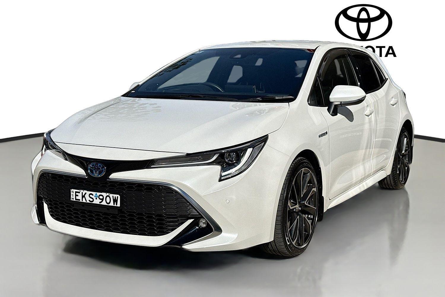 2020 Toyota Corolla ZR in White