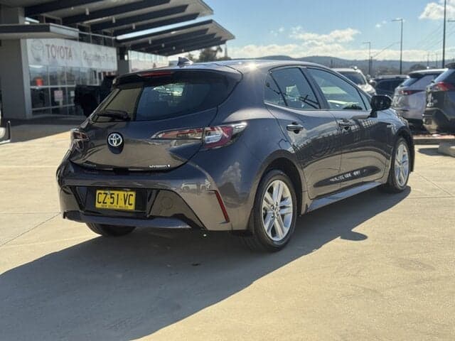 2020 Toyota Corolla Ascent Sport in Silver