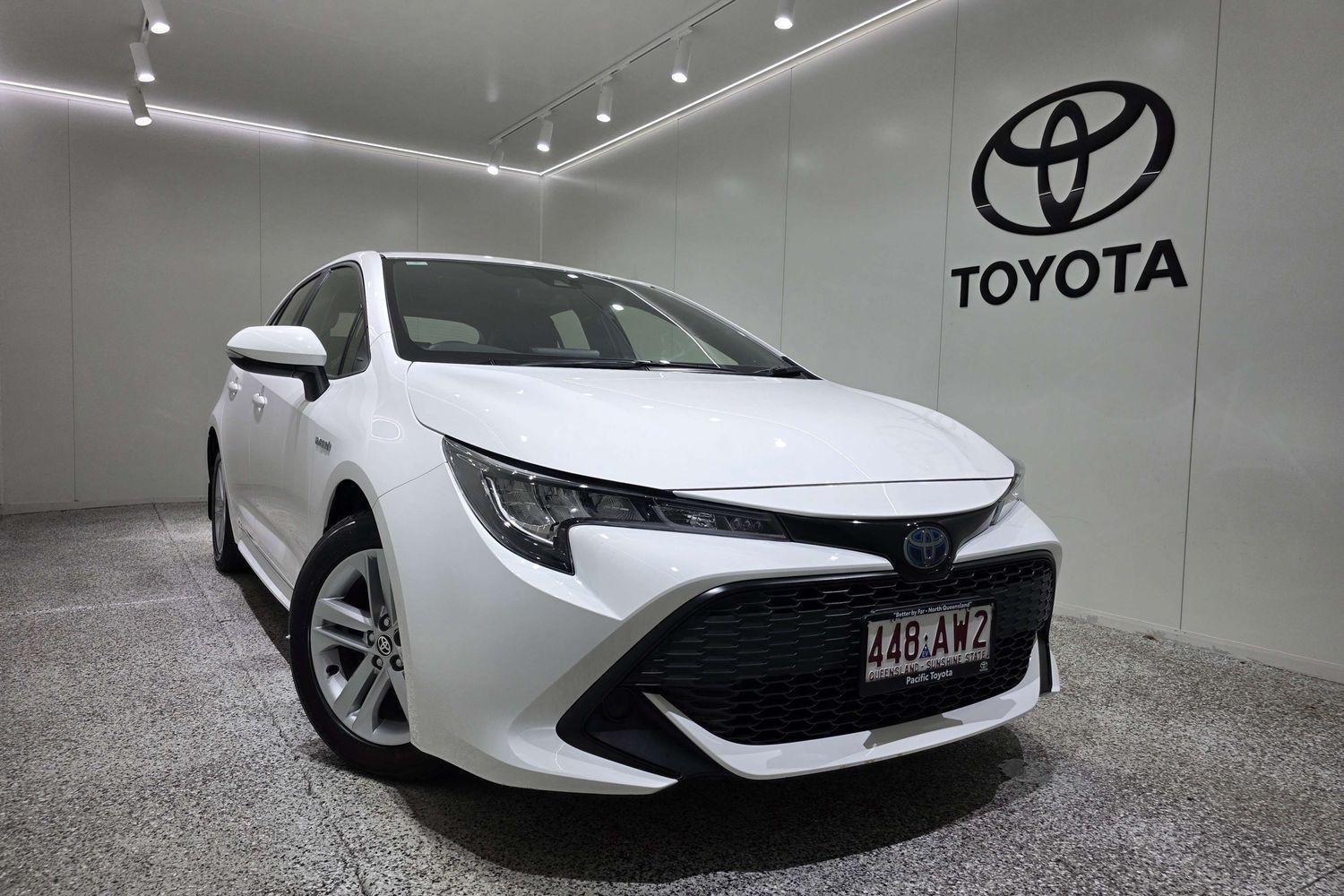 2021 Toyota Corolla Ascent Sport in White