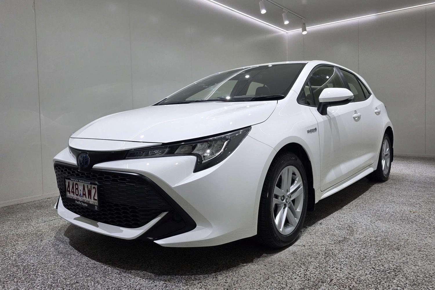 2021 Toyota Corolla Ascent Sport in White